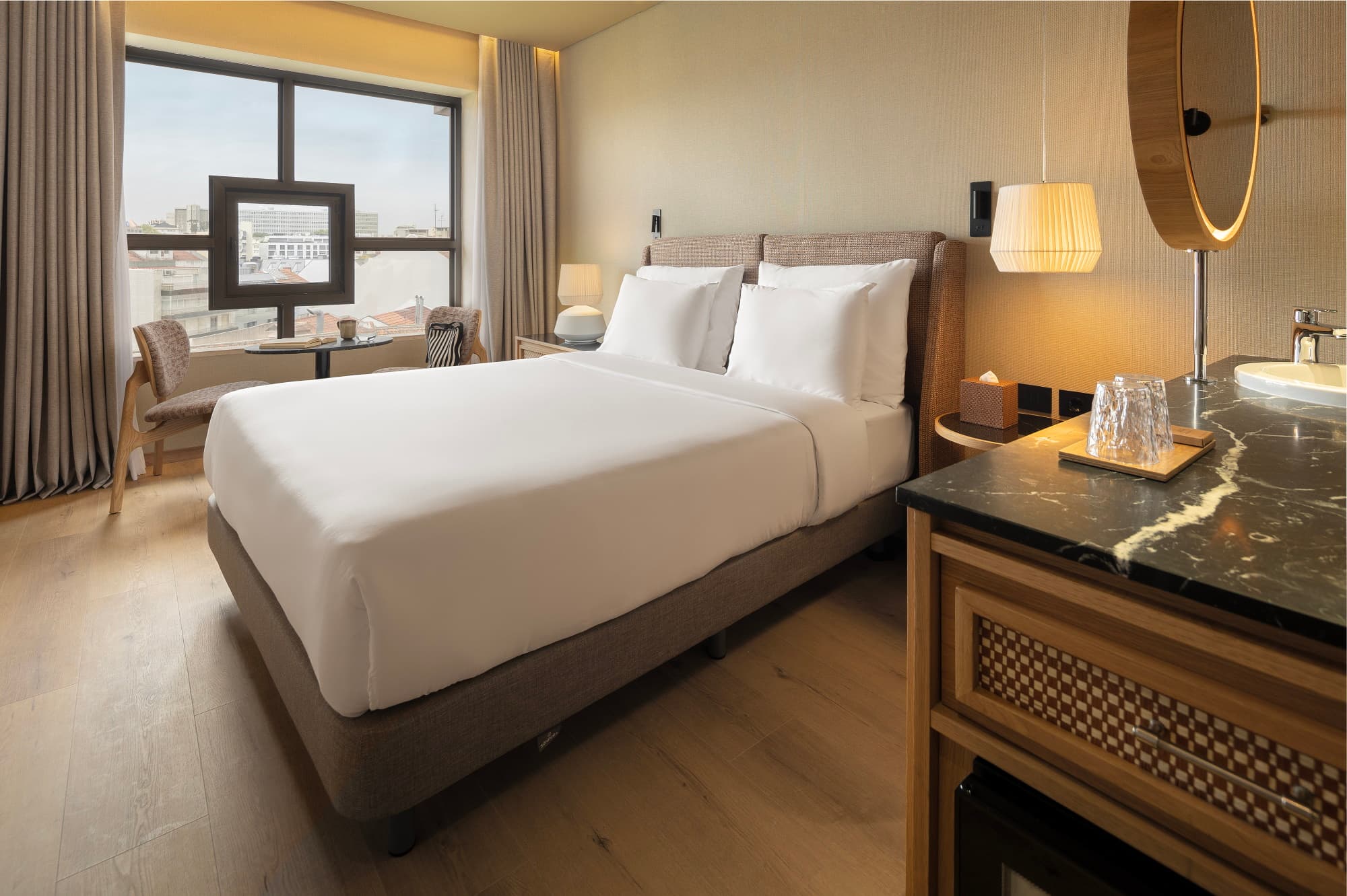 Cool Urban View Room
