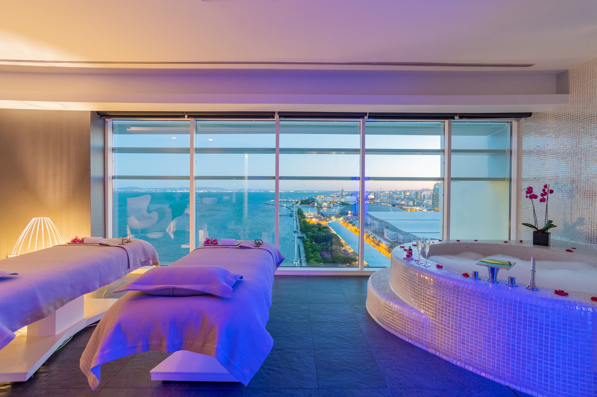 SPA MYRIAD By SANA Romantico