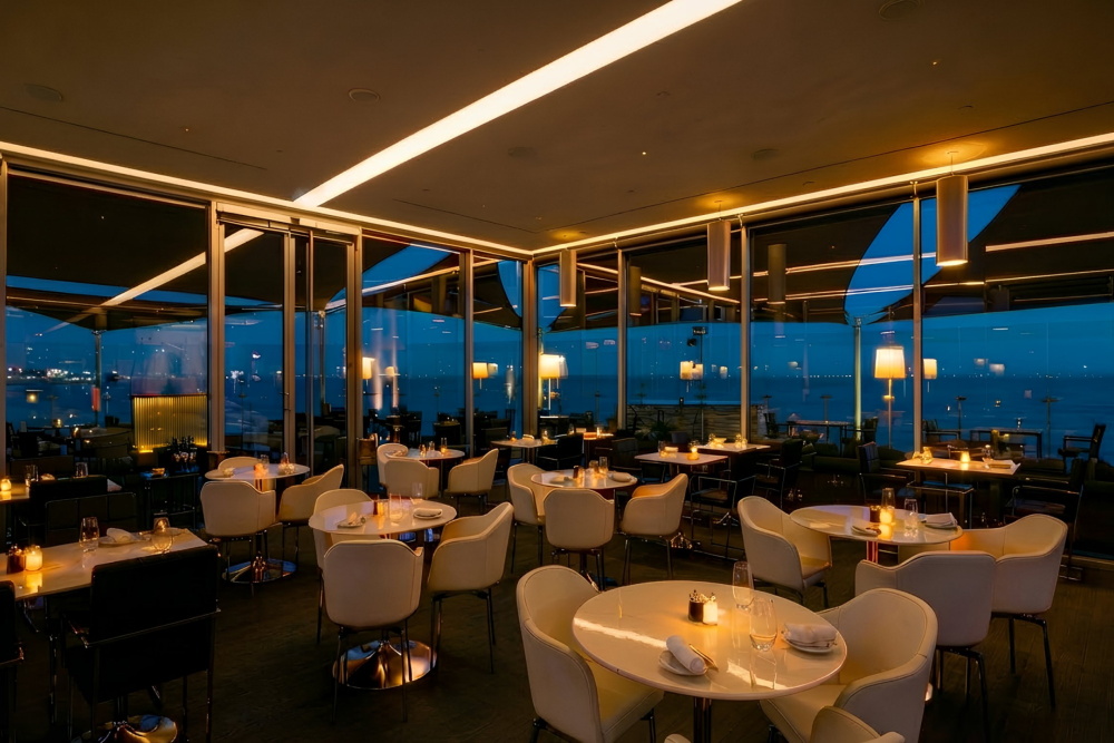 Restaurante River Lounge Noite Hotel Myriad By Sana