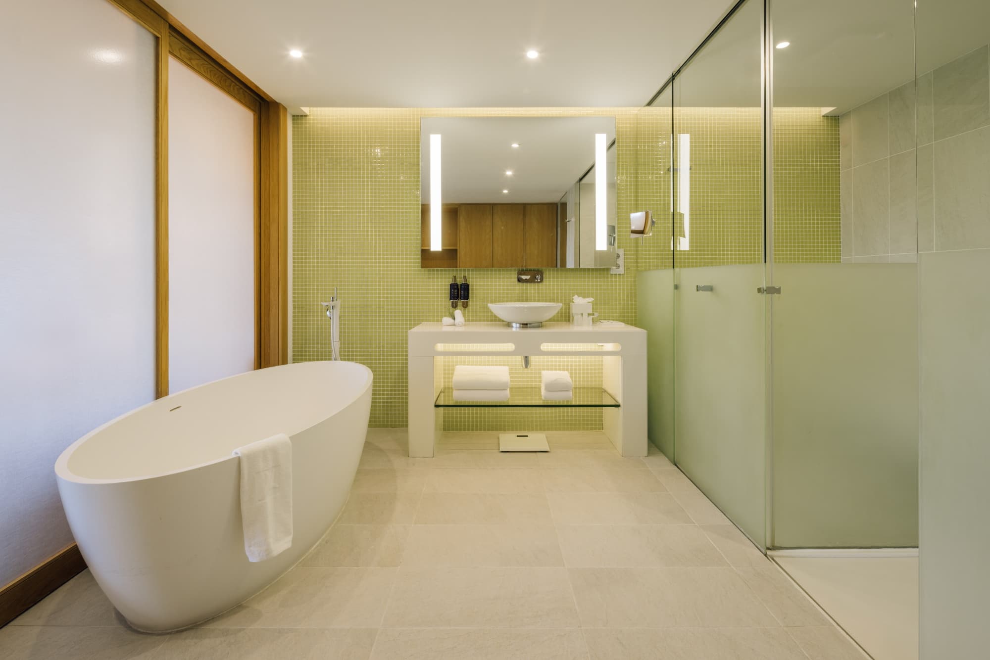 Bathroom Suite Home Vista Piscina