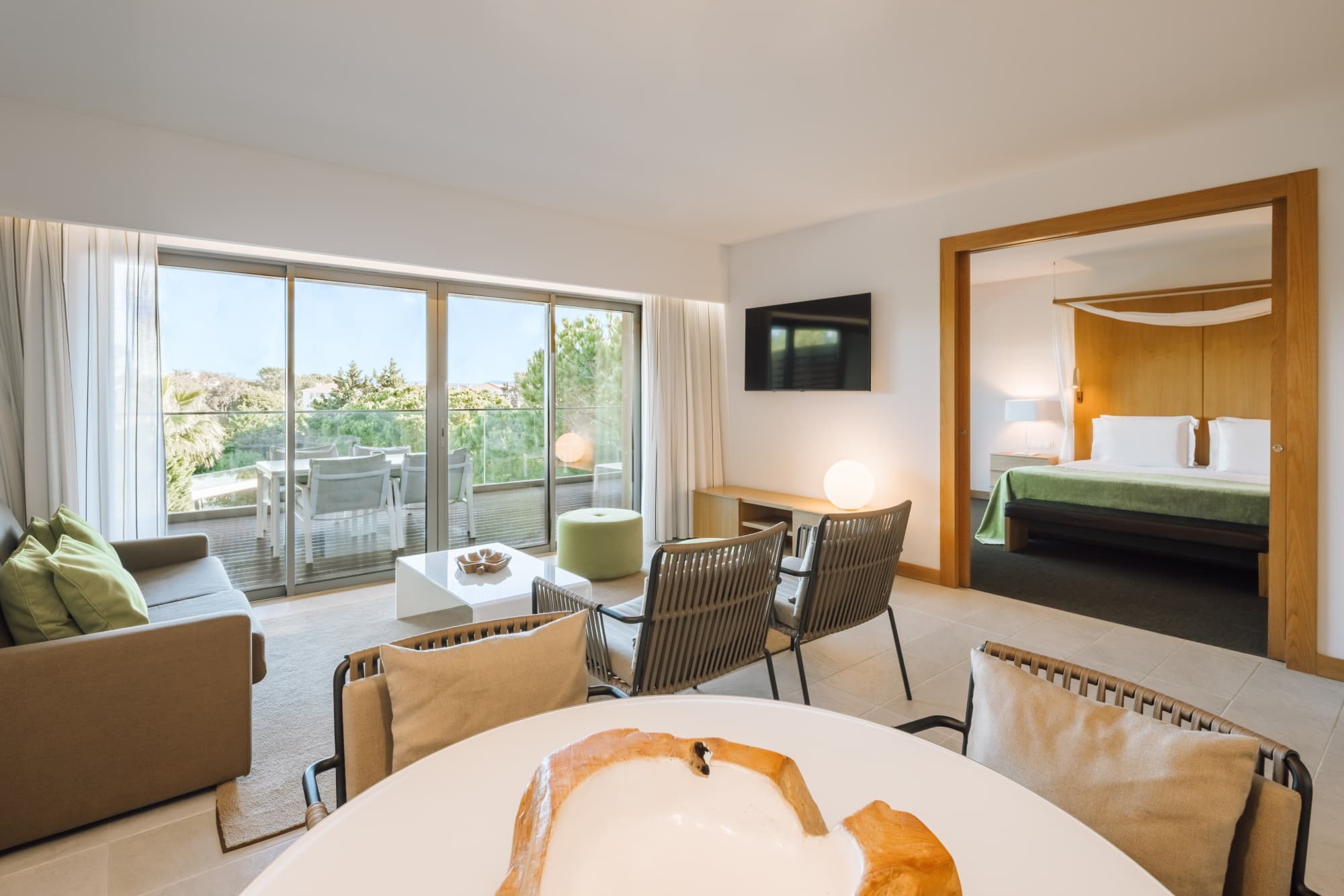 Suite Home Garden View