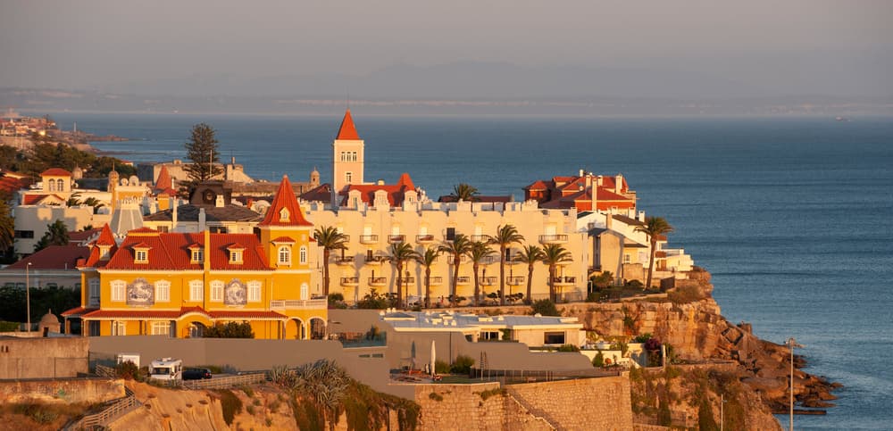 Estoril: Um Refúgio moderno à Beira-Mar