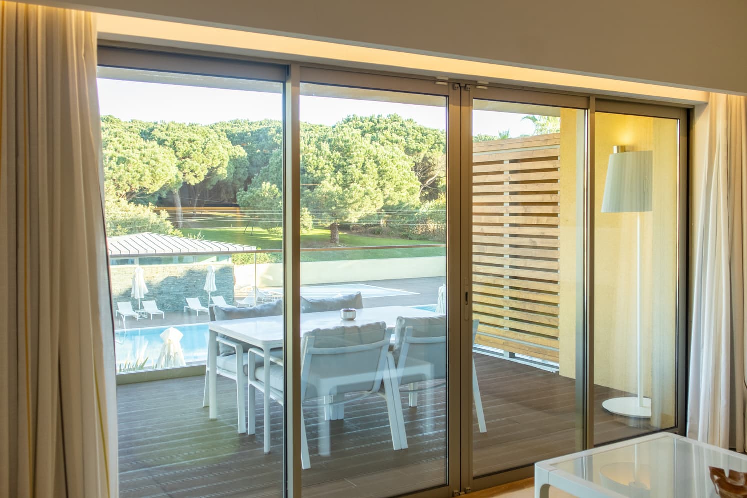 Suite Home - Vista Piscina