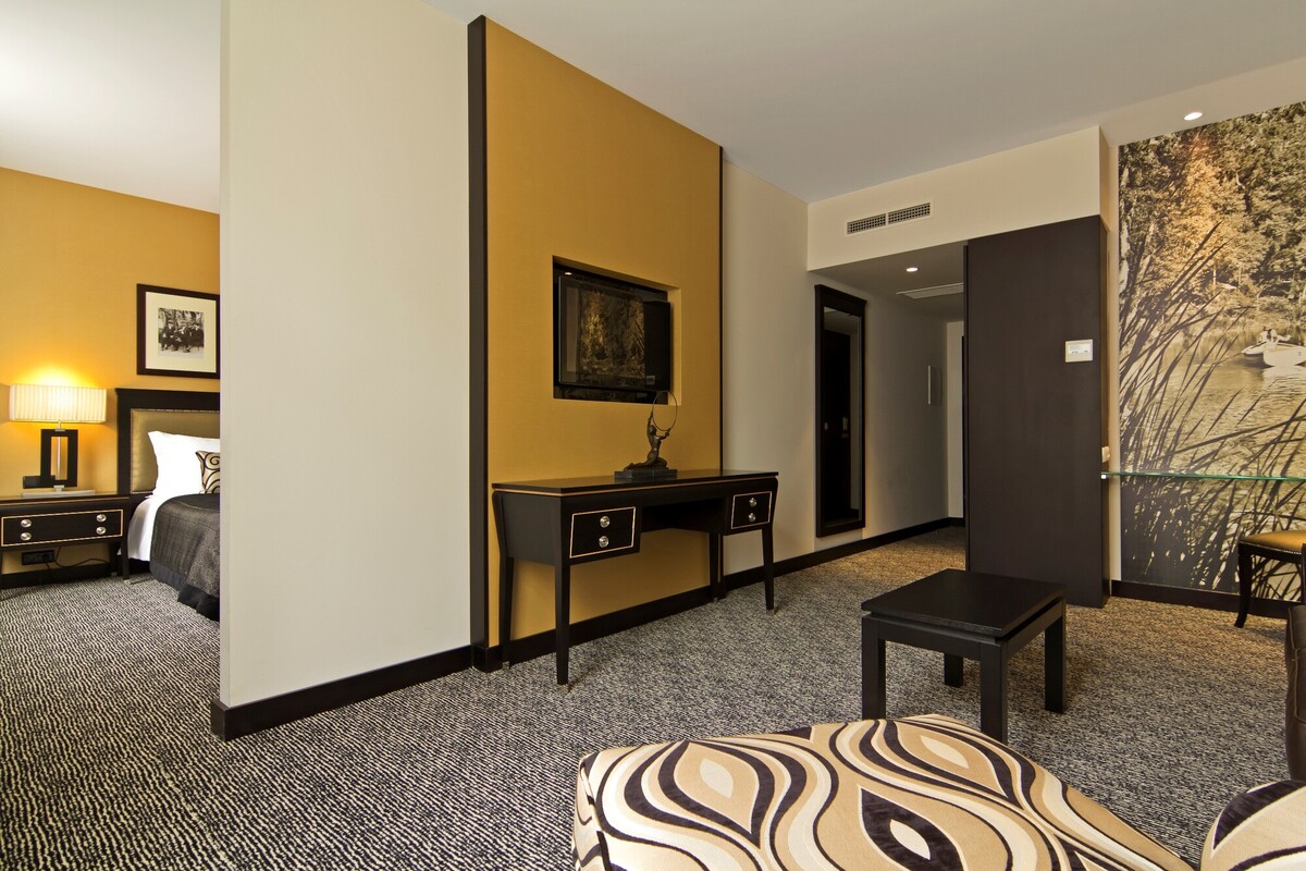 Suites